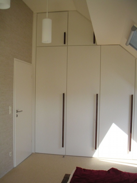 Kleiderschrank